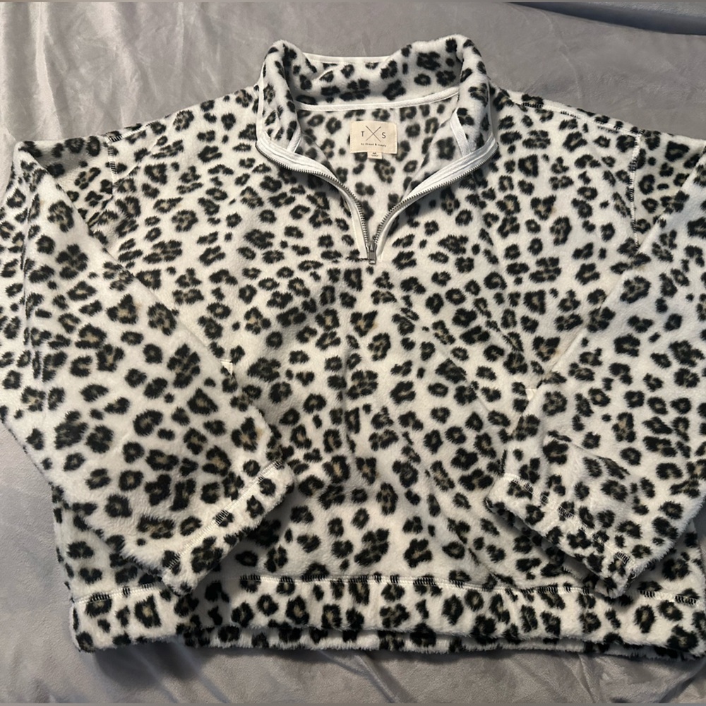 Thread and Supply Snow Leopard Pullover